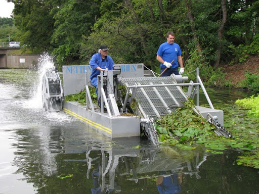 Weed Harvesters & Trash Skimmers